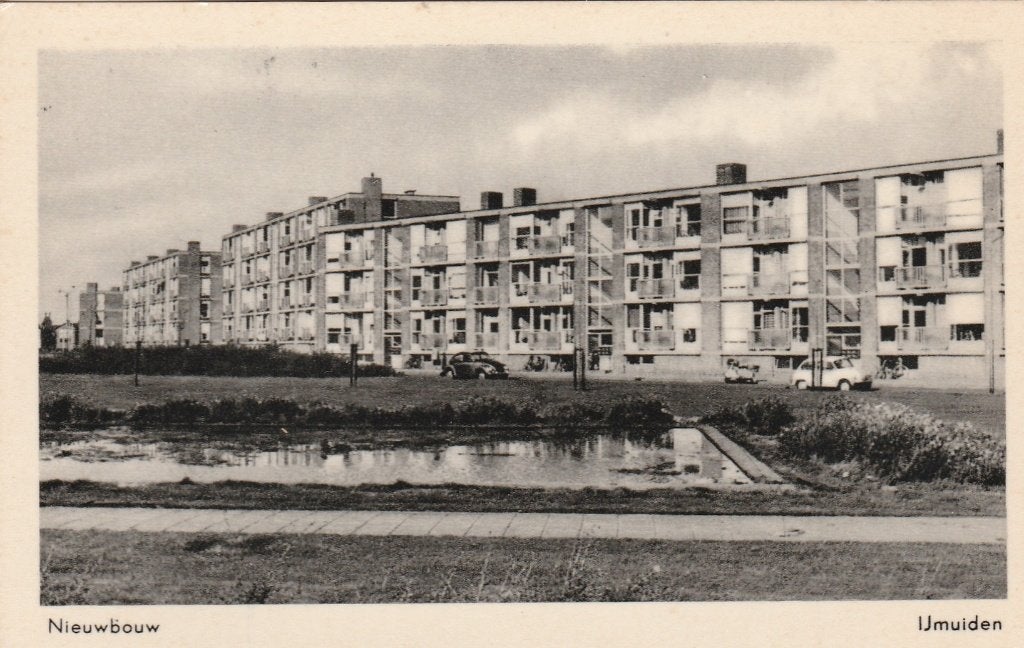 ijmuiden- nieuwbouw, Verzamelen, Ansichtkaarten | Nederland, Ophalen of Verzenden, 1940 tot 1960, Noord-Holland