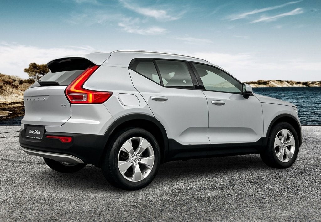 Volvo XC40 T3 163PK AUT8 Momentum Pro| Trekhaak| Camera| Cli, Auto's, Volvo, Gebruikt, 163 pk, Bedrijf, SUV of Terreinwagen