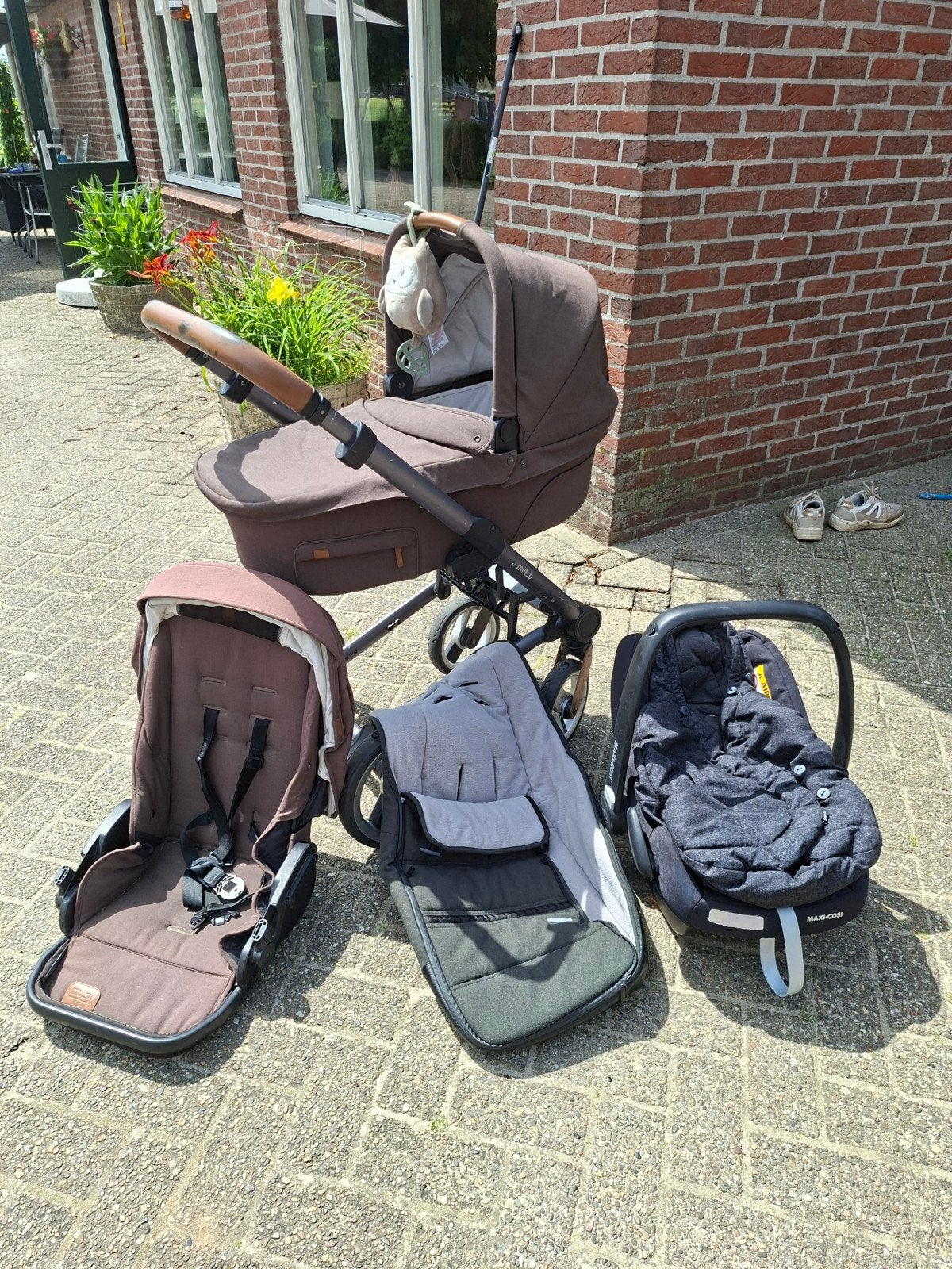 Mutsy Nio combiwagen met Maxi-Cosi en accessoires, Ophalen, Gebruikt, Combiwagen, Met autostoeltje