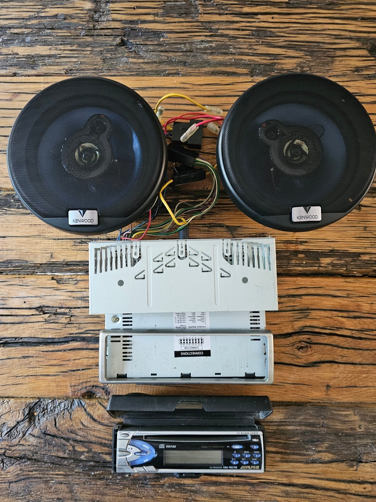 Alpine CDM-7857RB autoradio met Kenwood KFC-1787 speakers, Ophalen, Gebruikt