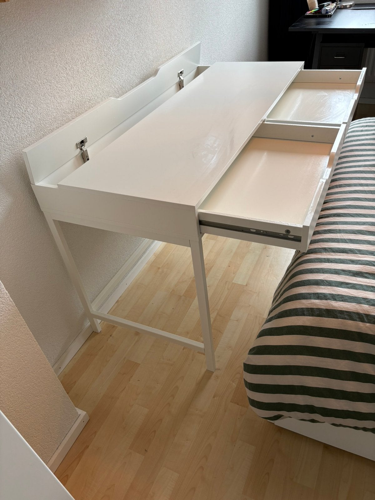 Ikea Alex bureau (zeer goede conditie), Huis en Inrichting, Schoolbureau, Nieuw, IKEA, Wit