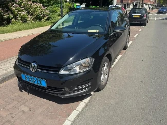 *MOTOR DEFECT*VW GOLF 2.0 TDI DSG BCT meter HIGHLINE 2016, Stof, Euro 6, 4 cilinders, 150 pk