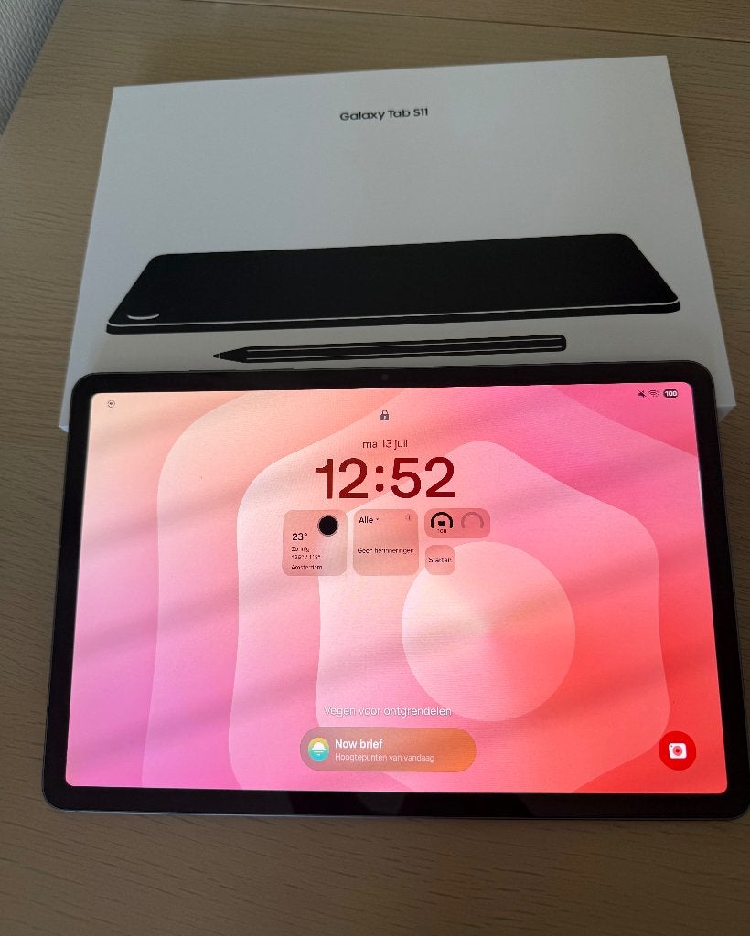 Samsung Galaxy Tab S11, 11 inch 256GB Wi Fi Grijs, nieuw, Computers en Software, Android Tablets, Ophalen, 11 inch, Zo goed als nieuw