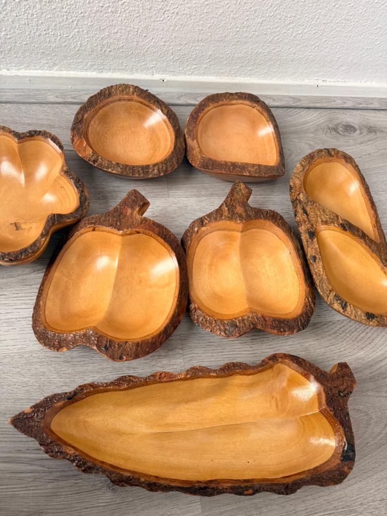 Handgemaakte houten schaaltjes, Huis en Inrichting, Woonaccessoires | Schalen en Manden, Ophalen, Nieuw, Rond, Hout