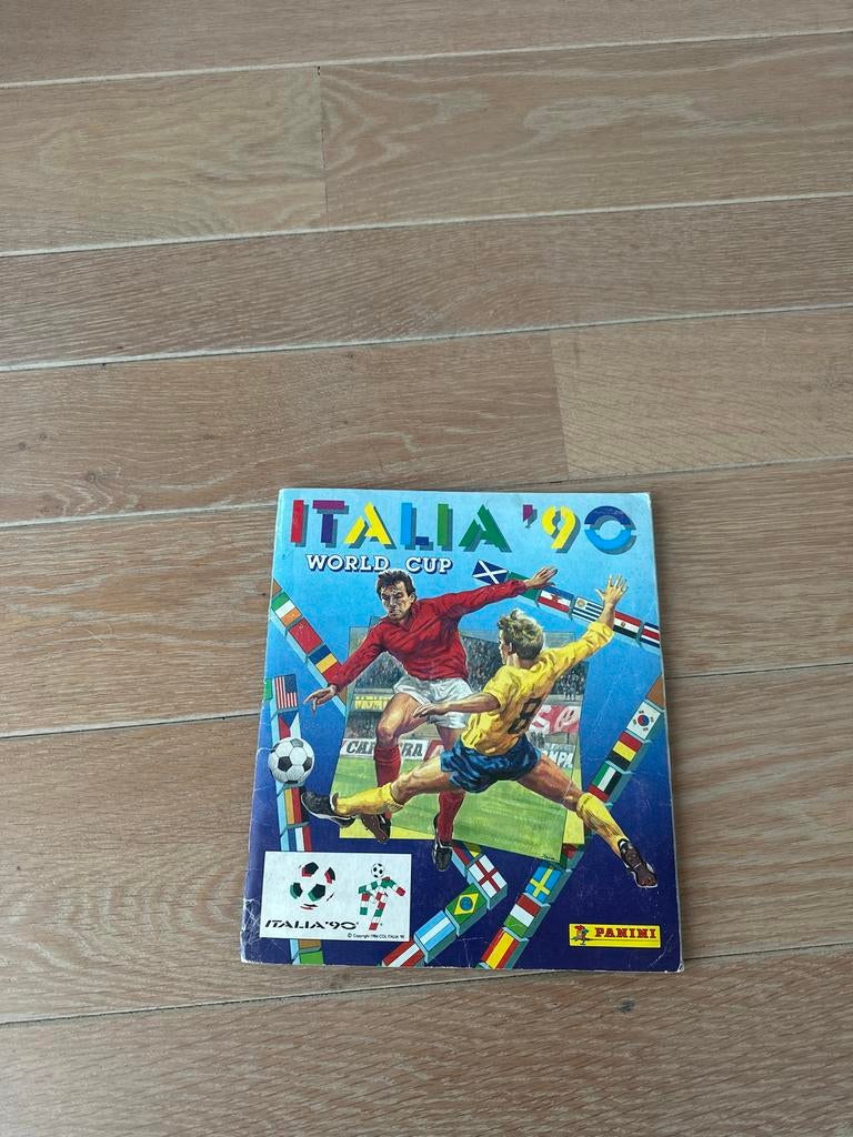 Panini WK 1990 Italia Compleet Album + Maradona + Bestelform, Verzamelen, Ophalen of Verzenden, Zo goed als nieuw