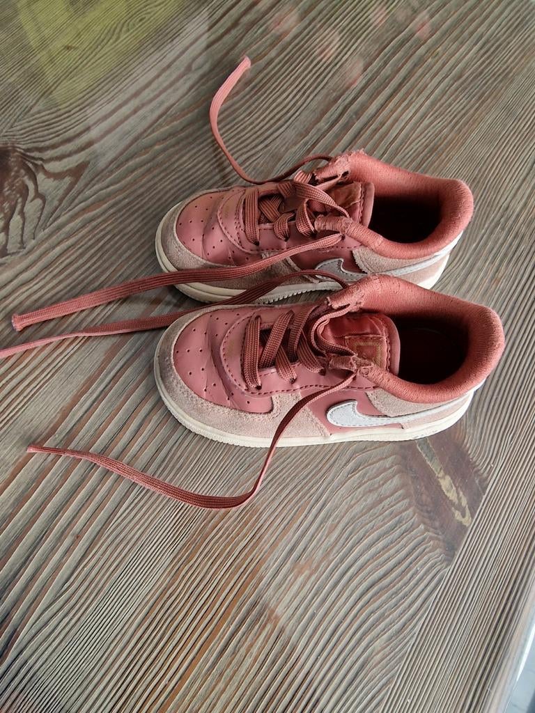 Nike Air Force 1 - maat 23,5, Ophalen, Gebruikt, Meisje, Schoenen