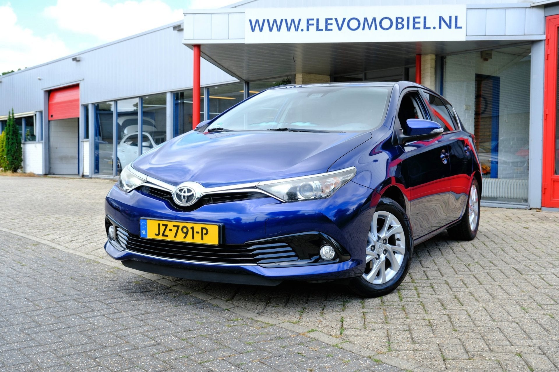 Toyota Auris 1.2T Trend 5-drs Pano|Navi|Clima|LMV, Auto's, Toyota, Gebruikt, Euro 6, 4 cilinders, 1165 kg