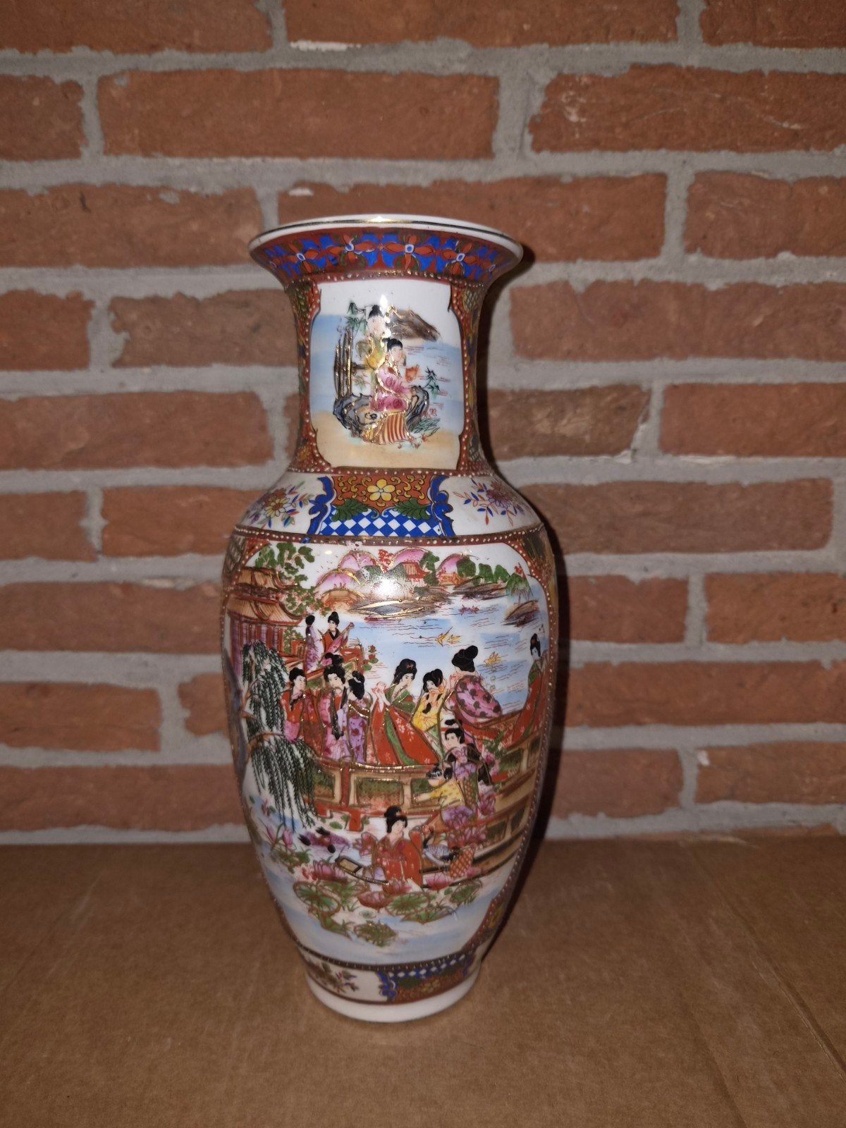Prachtige Chinese vaas, 31 cm hoog, handgeschilderd, Ophalen of Verzenden