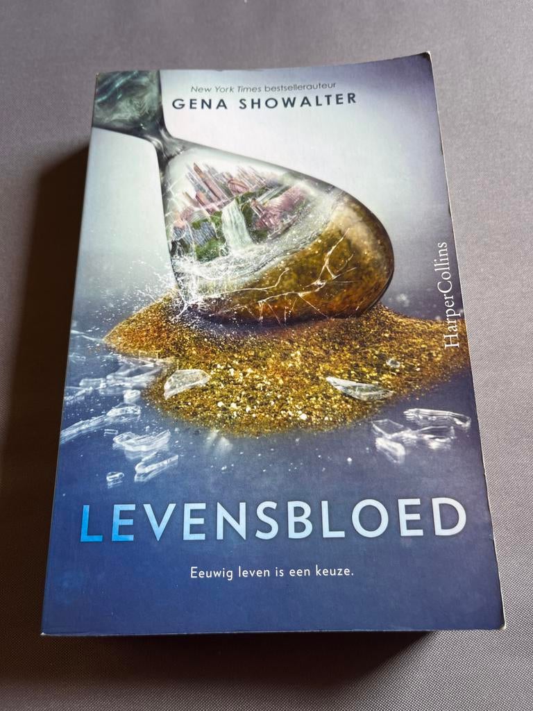 Levensbloed - Gena Showalter (HarperCollins), Boeken, Ophalen of Verzenden, Zo goed als nieuw, Nederland