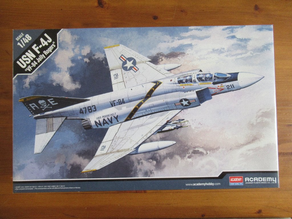 USN F-4J Phantom II "VF-84 Jolly Rogers" (Academy 1/48), Overige merken, Nieuw, Ophalen of Verzenden, Groter dan 1:72