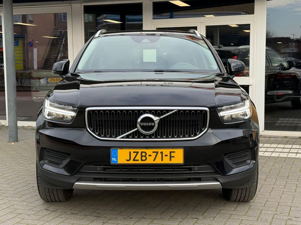 Volvo XC40 1.5 T3 Kinetic, Voorwielaandrijving, Gebruikt, Zwart, 157 pk