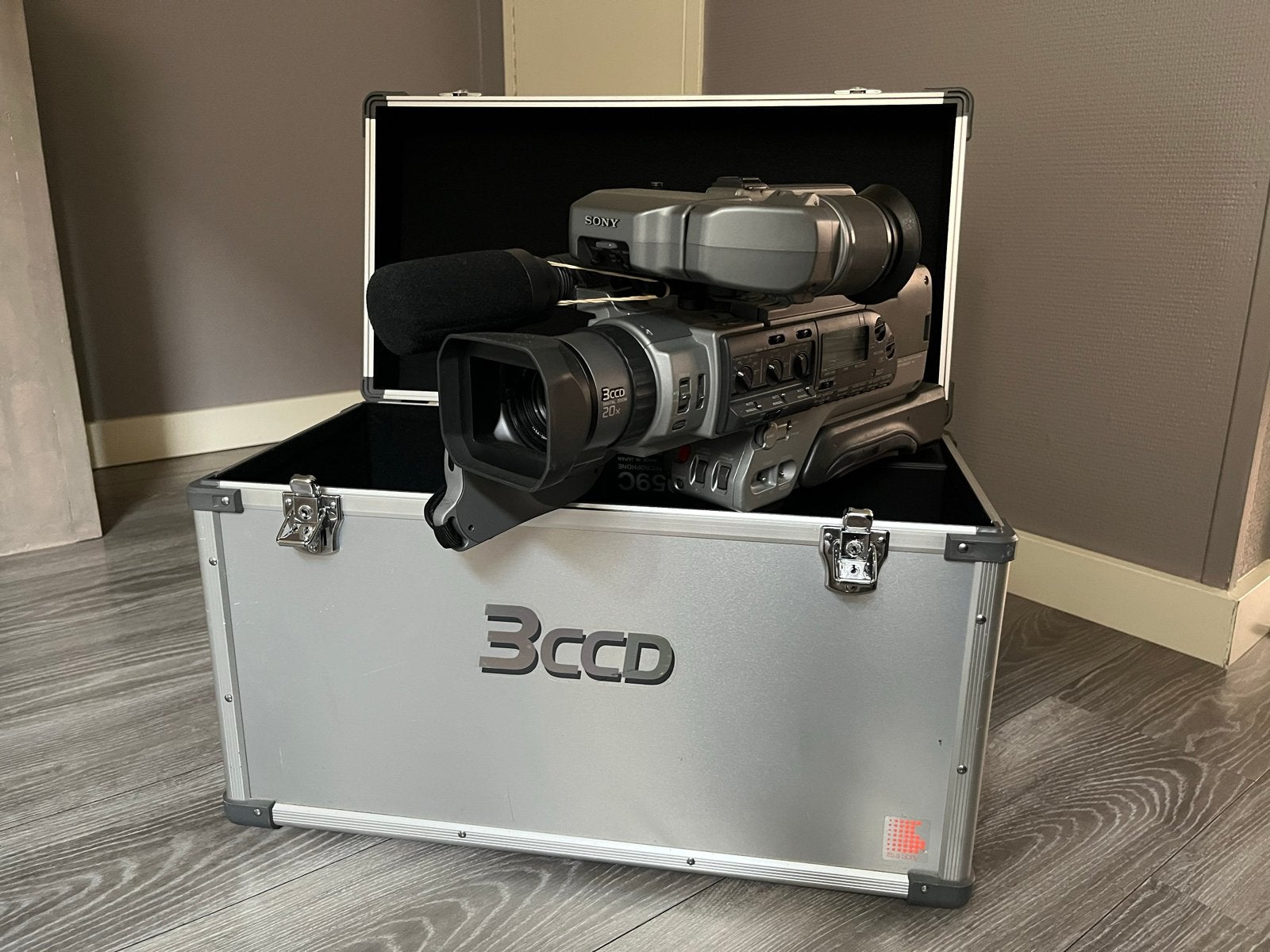 Professionele Sony 3CCD Camera met 20x Zoom en Koffer, Ophalen, Gebruikt, 20x of meer, Sony