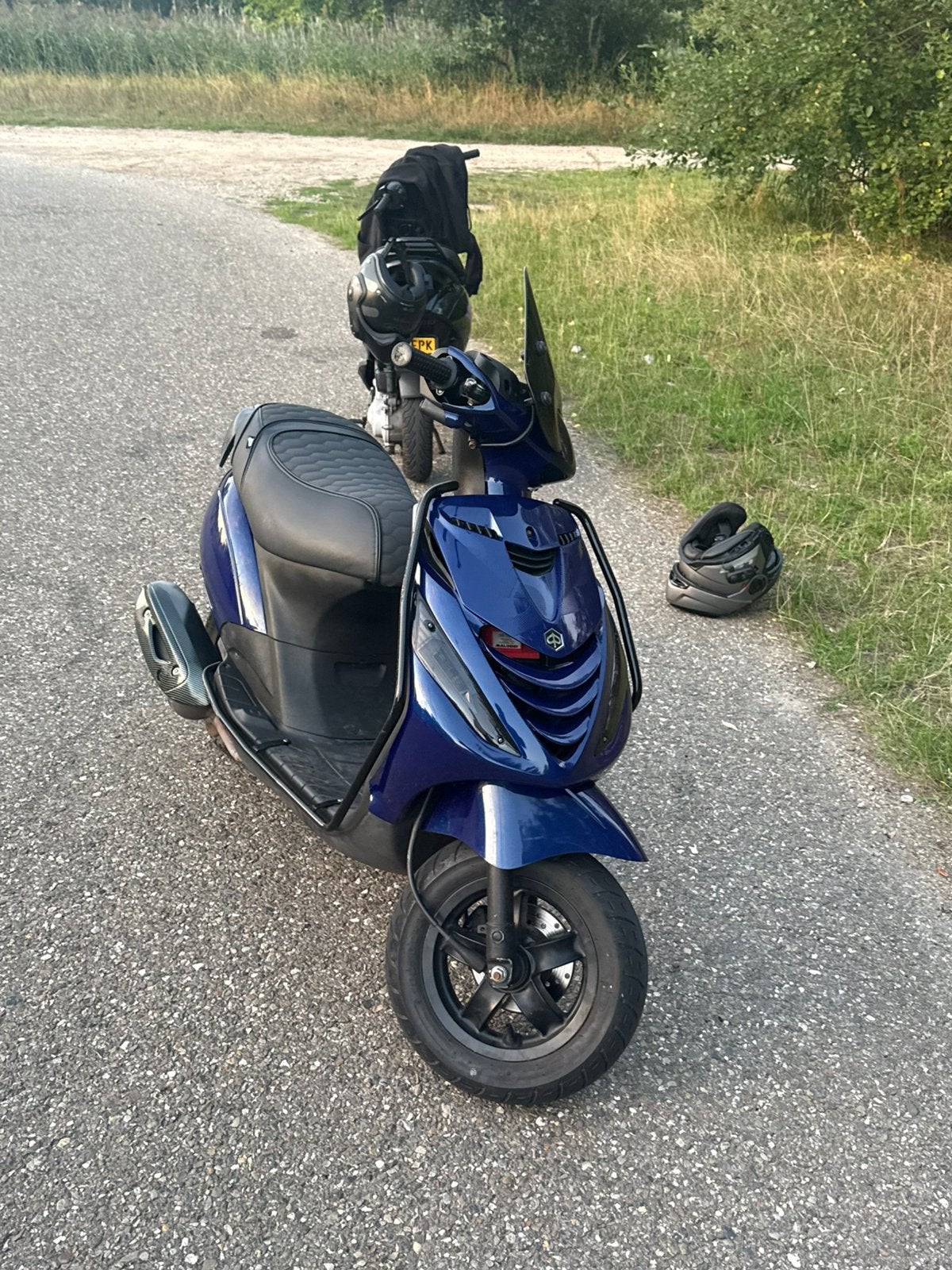 Piaggio Zip 50 IGET 2020 full option, Ophalen of Verzenden, Zo goed als nieuw, Benzine, Zip