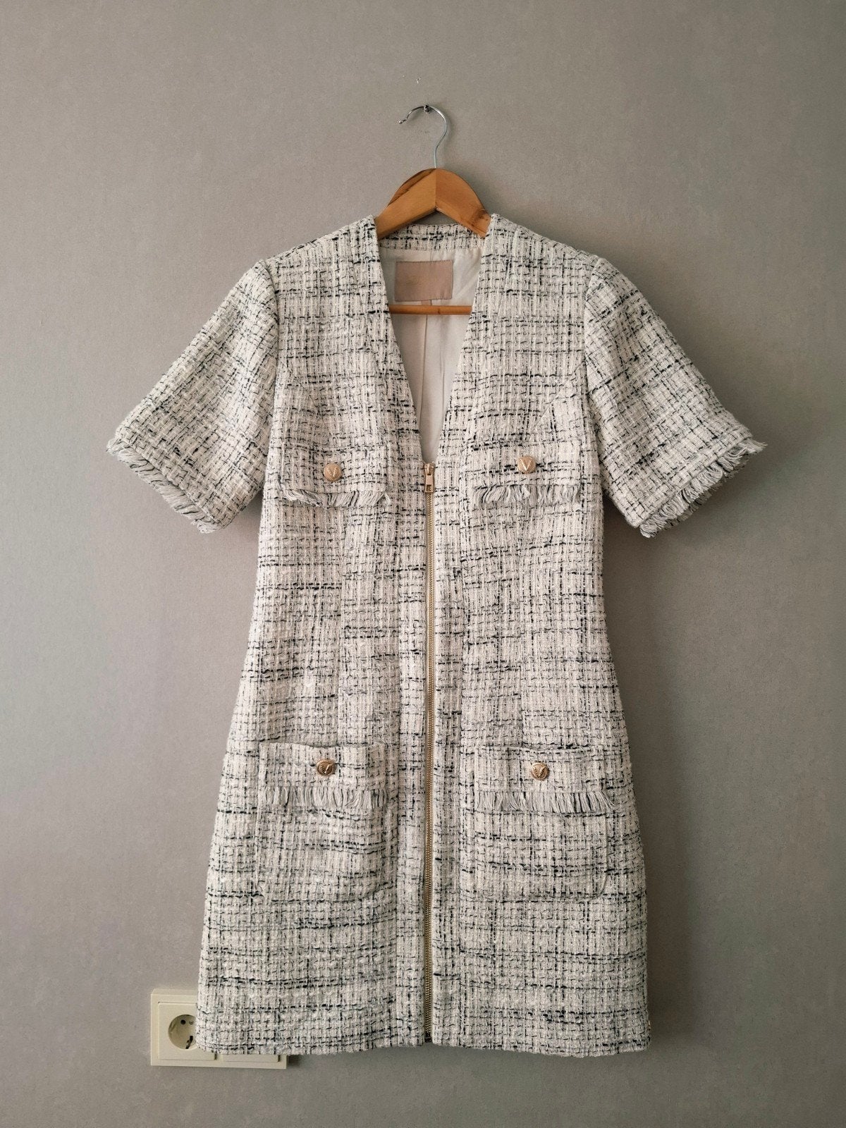 Prachtige jurk van Josh V! Maat S, Kleding | Dames, Beige, Ophalen of Verzenden, Zo goed als nieuw, Maat 36 (S)