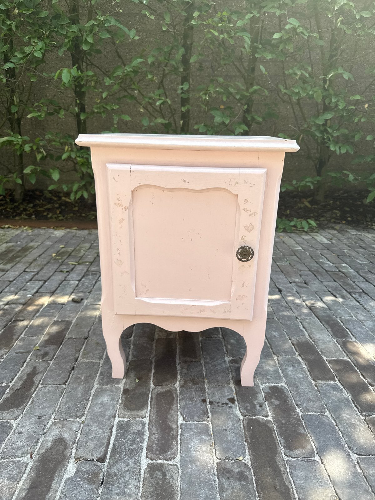 Vintage Roze Nachtkastje met Deur, Ophalen