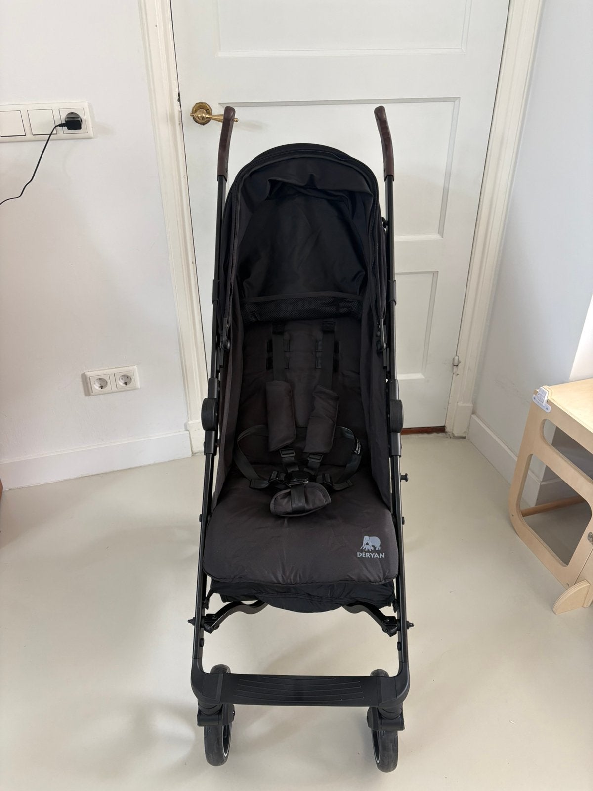 Deryan buggy met draagtas - nieuw, Kinderen en Baby's, Buggy's, Ophalen, Nieuw, Overige merken, Zonnekap