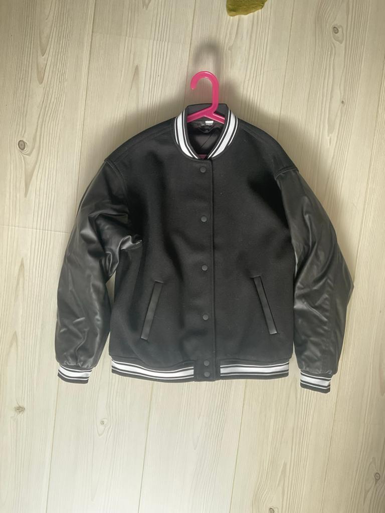 Oversized bomber jack xs/s van H&M - nooit gedragen, Zwart, Ophalen of Verzenden, Zo goed als nieuw, Jasje