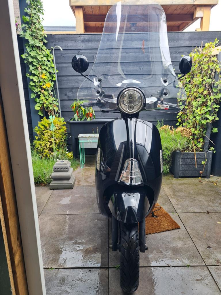 Zwarte Razzo Latino, Fietsen en Brommers, Ophalen, Gebruikt, Benzine