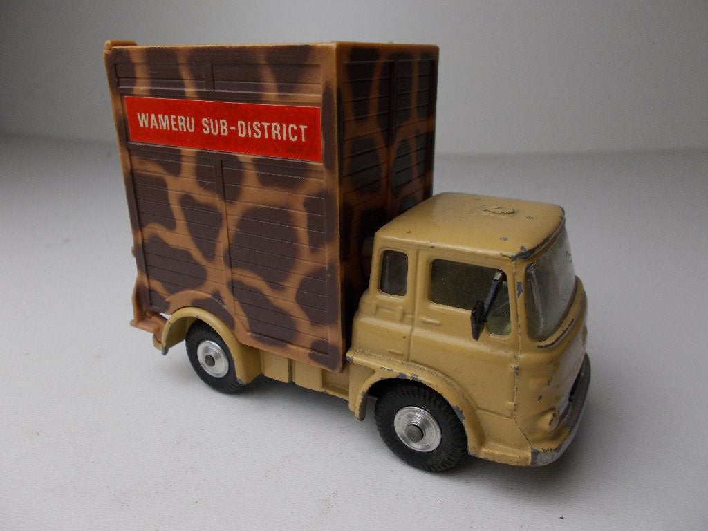 1969 Corgi Toys Giftset 14. DAKTARI. GIRAFFE TRUCK (503), Ophalen of Verzenden, Zo goed als nieuw, Bus of Vrachtwagen, Corgi