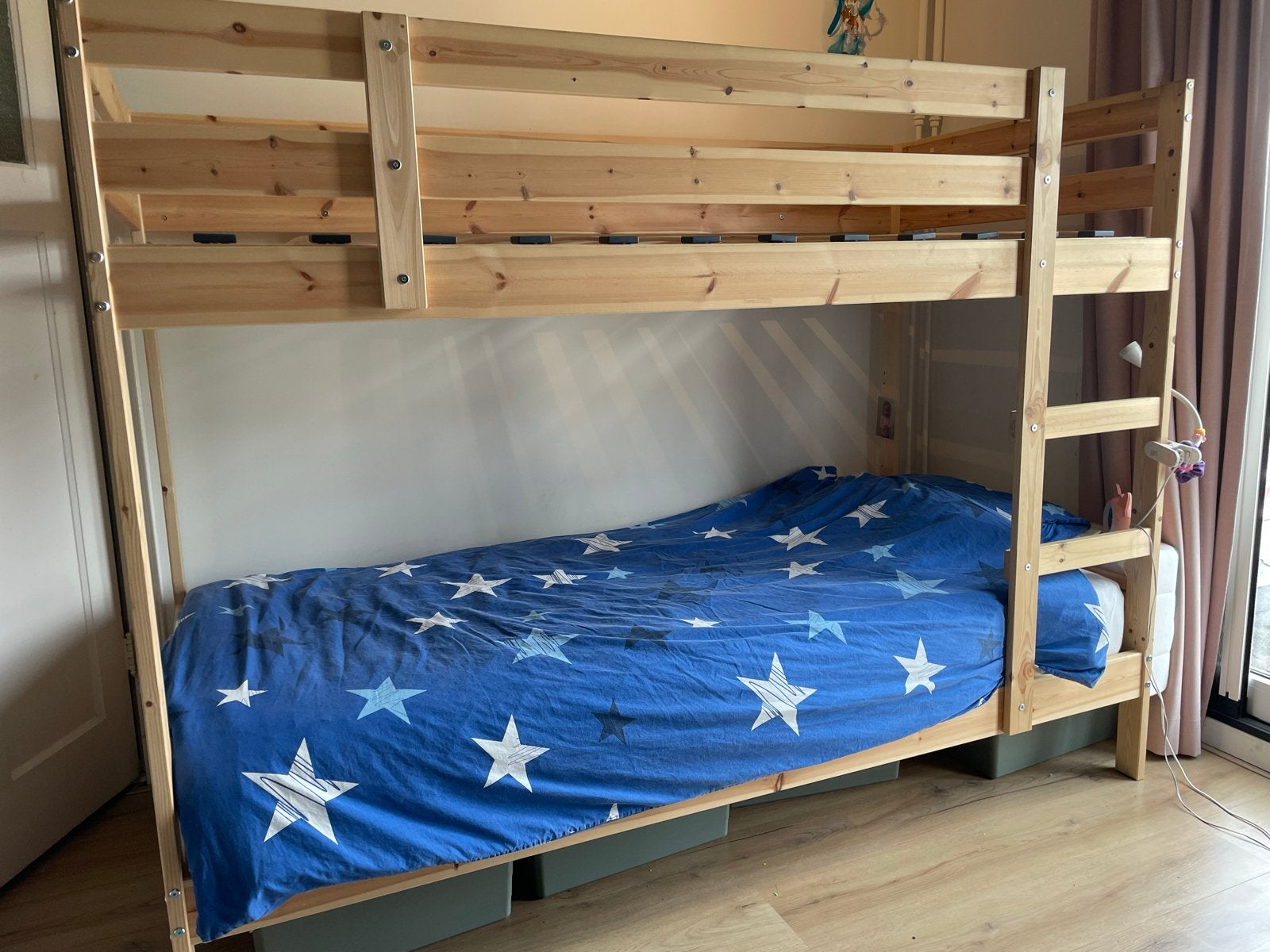 Stevig houten stapelbed (Ikea Mydal), Ophalen, 90 cm, 160 tot 180 cm, Tweepersoons