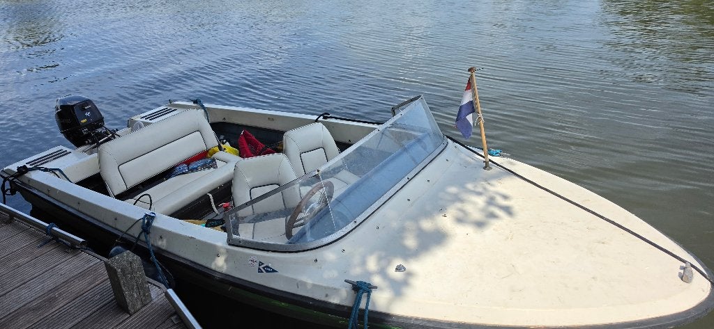 Leuke speedbootje met Tohatsu 9.8 Pk buitenboordmotor (2022), Gebruikt, 4 m, Buitenboordmotor, Polyester