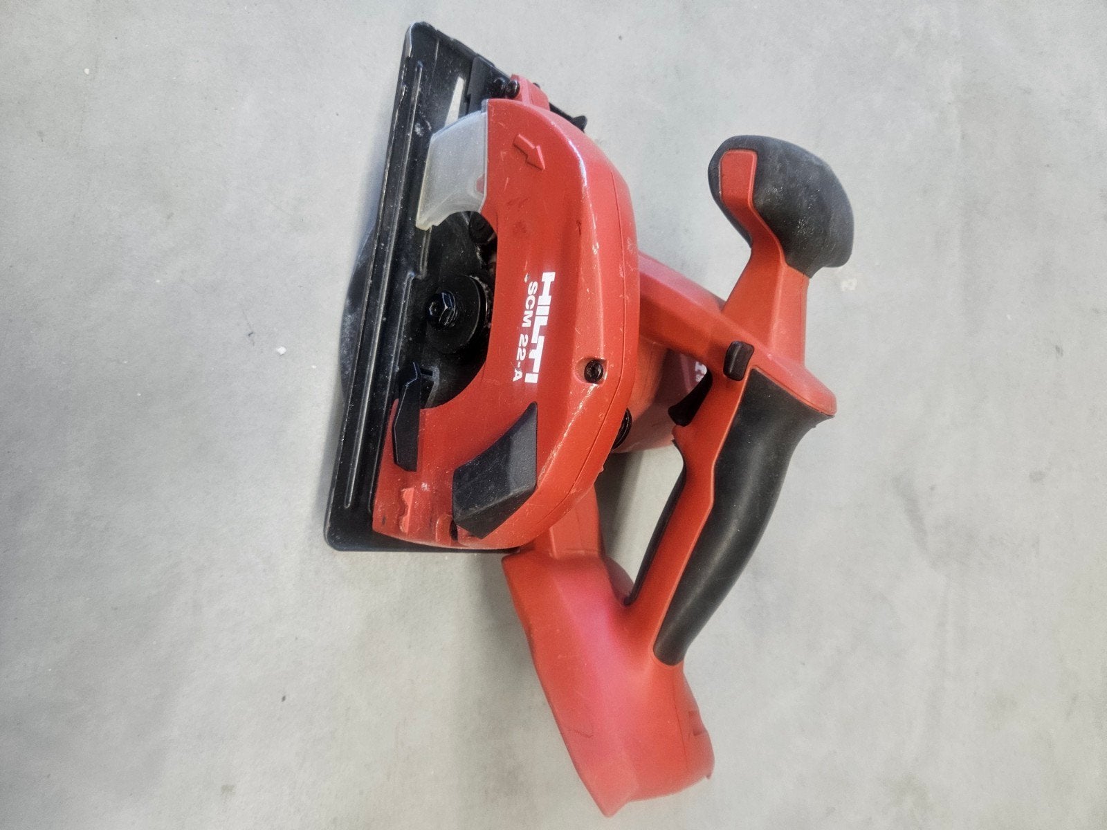 HILTI ZAAGMACHINE, Gebruikt, Cirkelzaag, Ophalen of Verzenden, 30 tot 70 mm