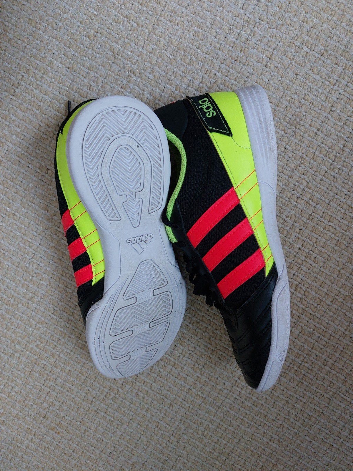 Adidas zaalvoetbalschoenen - Maat 37, Maat XS of kleiner, Ophalen of Verzenden, Nieuw