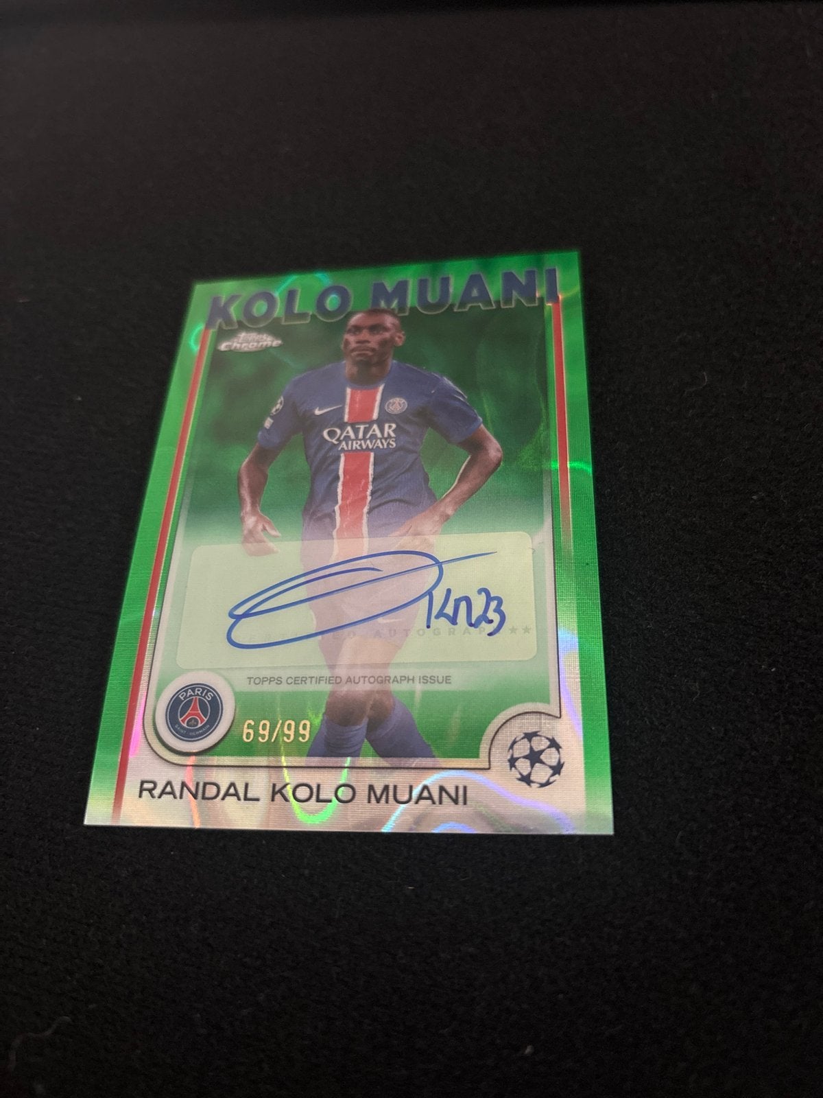 Kolo Muani Topps Chrome Autograph 69/99 PSG, Ophalen of Verzenden, Zo goed als nieuw, Buitenlandse clubs, Spelerskaart