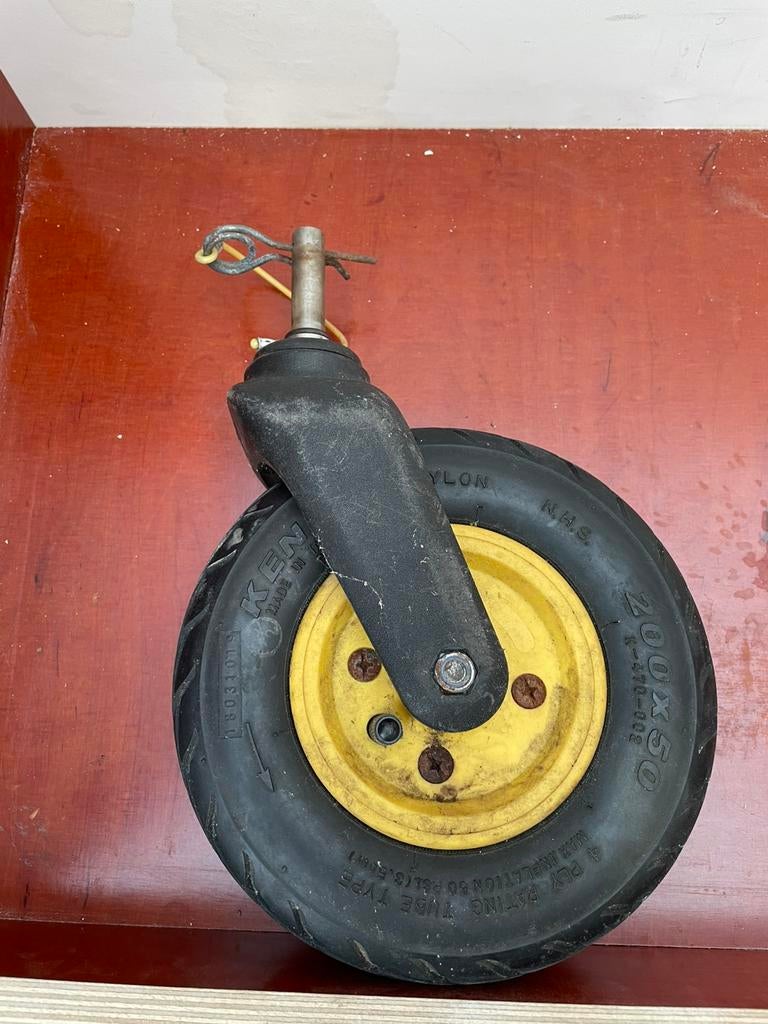Wiel  voor  fietskar  Gratis, Gebruikt, 80 kg of meer, Kinderkar, Ophalen