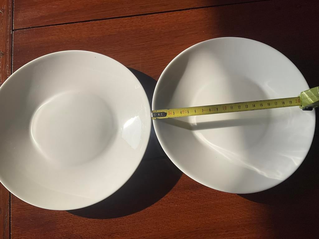 IKEA SKYN /ontbijtborden ( 2 stuks /diam.22.5 / 21986), Ophalen of Verzenden, Zo goed als nieuw, Overige materialen, Koekenpan of Braadpan