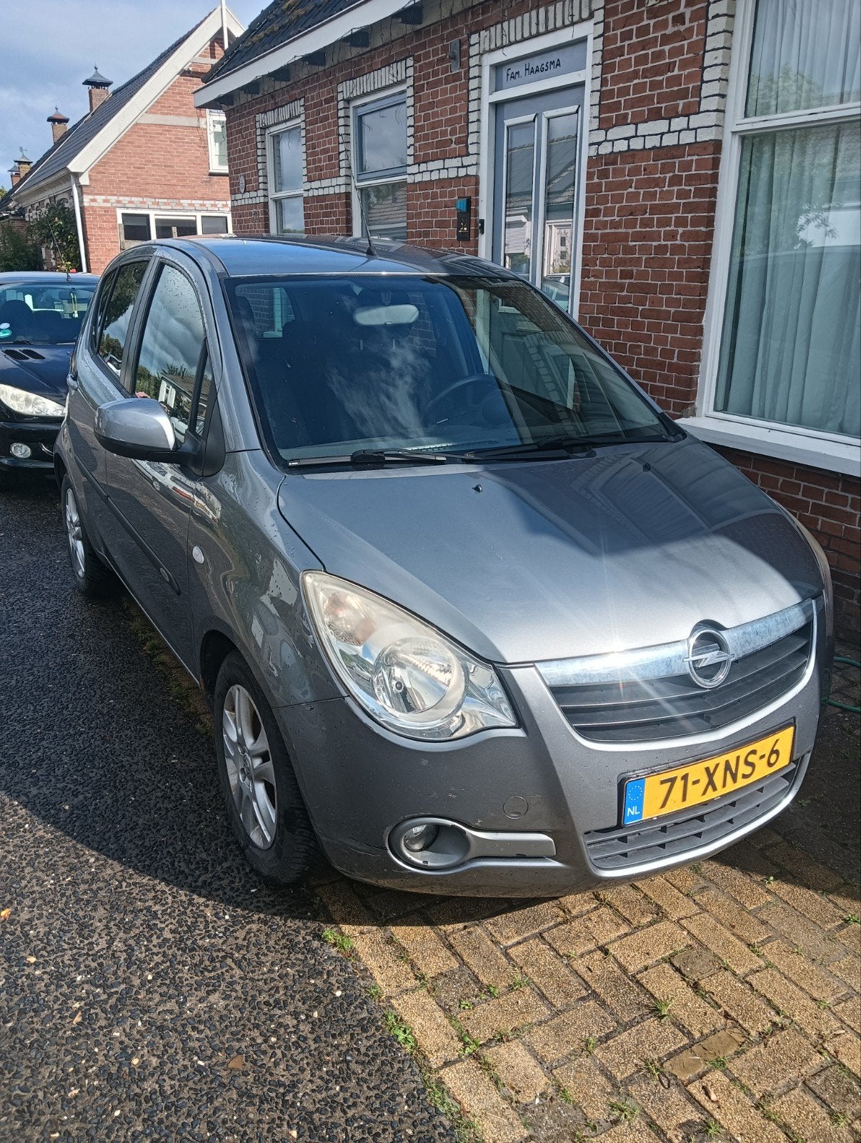 Opel Agila 1.0 12V 2012 Grijs, Auto's, Voorwielaandrijving, 31 €/maand, Origineel Nederlands, Handgeschakeld