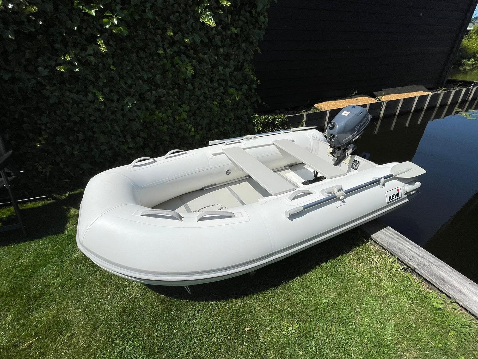 Mooie Kewi rubberboot met zeer goede 4 pk Yamaha motor, Ophalen of Verzenden