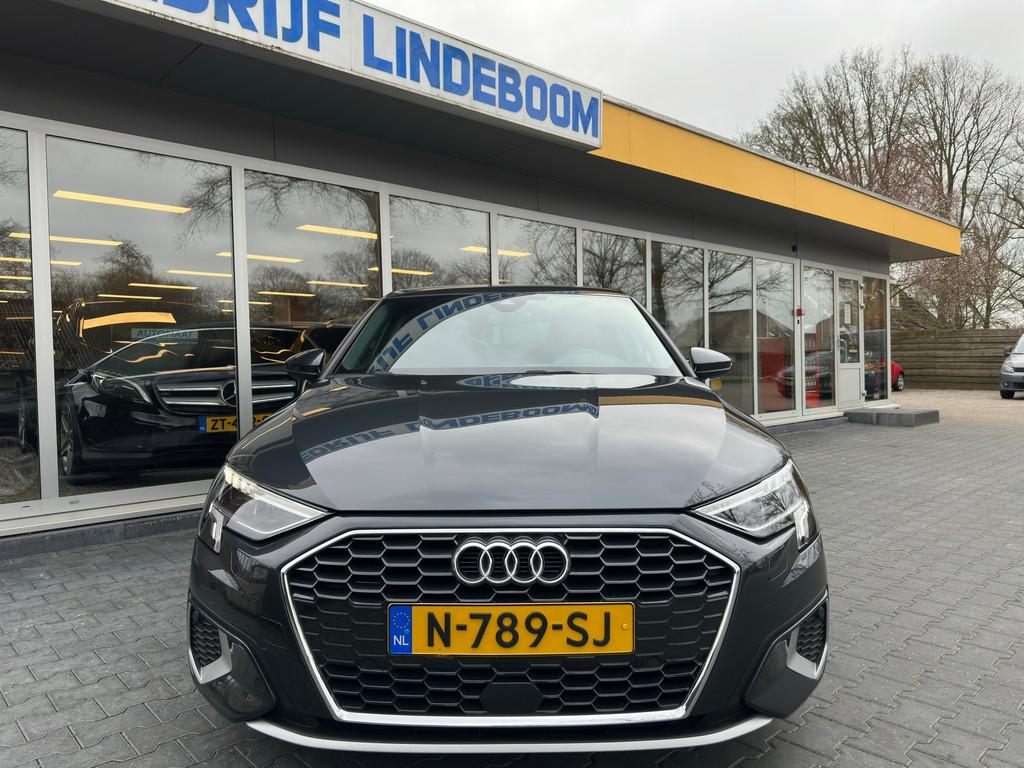 Audi A3 Sportback 30 TFSI Advanced edition/Electrische achte, Stof, Gebruikt, 23 km/l, Origineel Nederlands