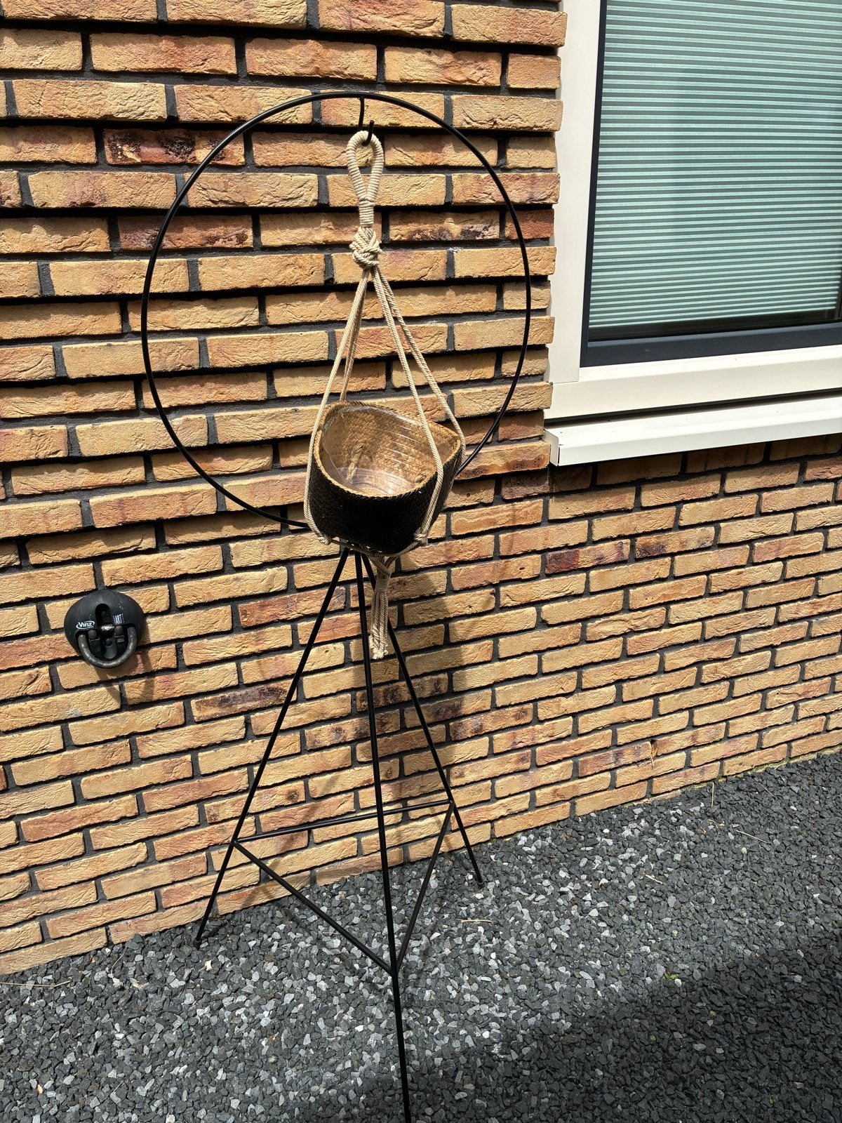 Stijlvolle plantenstandaard met hangpot, Ophalen, Zwart, Zo goed als nieuw, Metaal