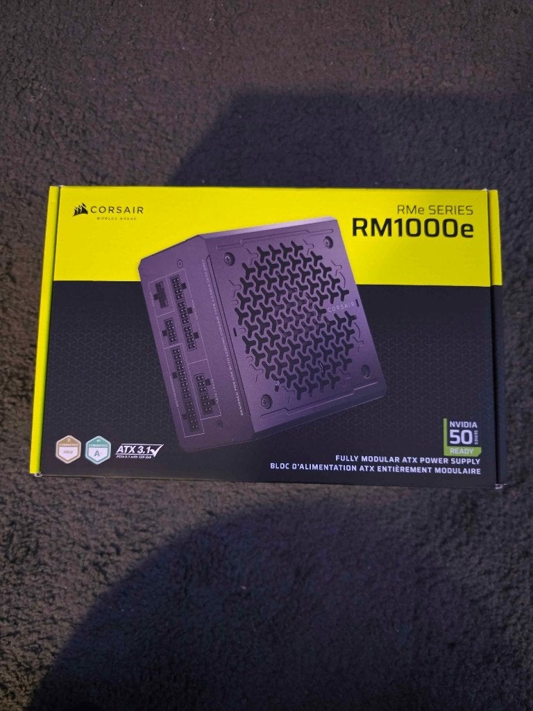 Corsair RM1000e 2025 1000W Voeding | ATX 3.1, Computers en Software, Interne voedingen, Ophalen, Nieuw