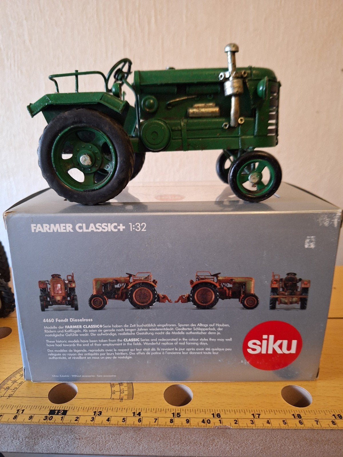 Siku Farmer Classic+ 1:32 Fendt Dieselross Tractor, Ophalen of Verzenden