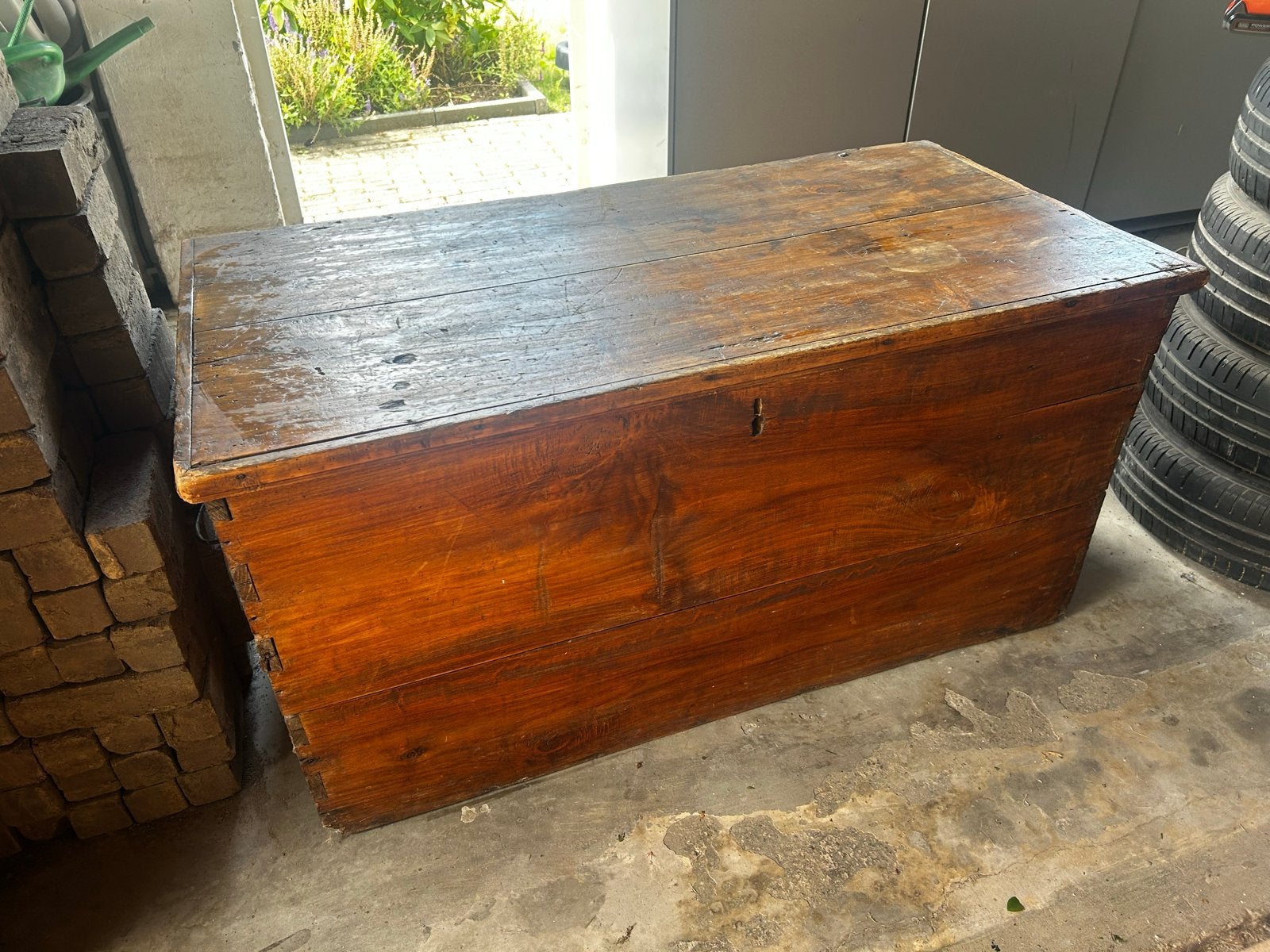 Oude houten opbergkist - Vintage kist, Huis en Inrichting, Woonaccessoires | Kisten, Ophalen, 50 – 75, Gebruikt, 100 tot 150 cm