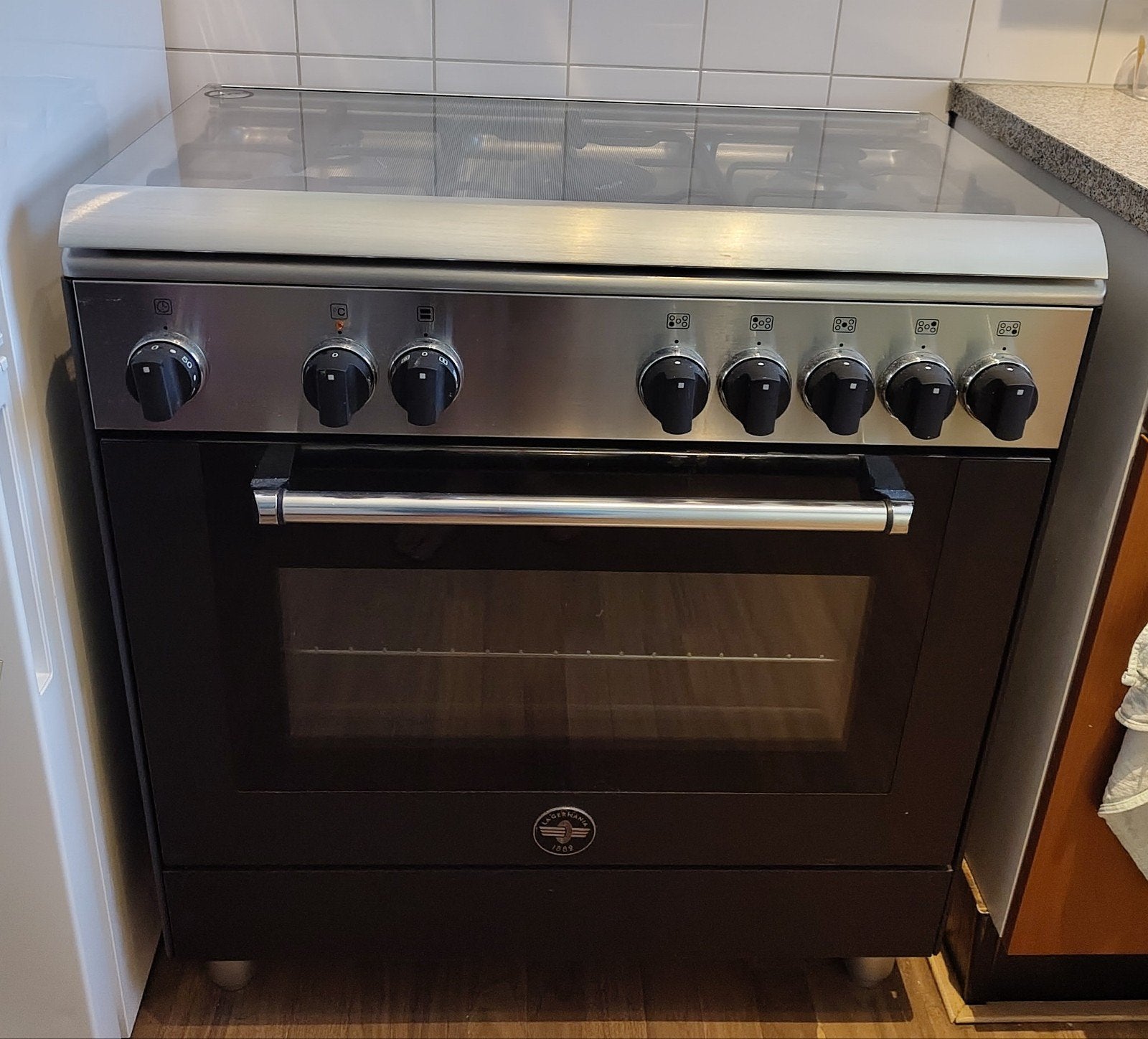 La Germania AM85C61DNT Fornuis 80 cm (Zwart), Ophalen, Gebruikt, 60 cm of meer, Energieklasse A of zuiniger