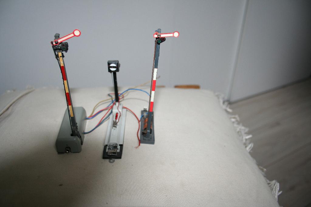arm seinen, Hobby en Vrije tijd, Modeltreinen | H0, Overige merken, Gebruikt, Gelijkstroom, Rails