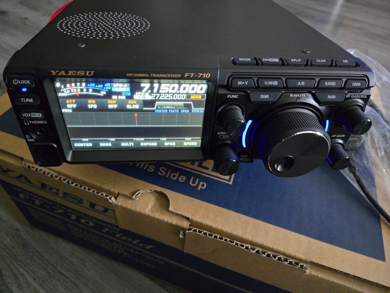nieuw Yaesu FT-710 2 maand oud met factuur wideband tx, Ophalen of Verzenden, Nieuw, Zender en Ontvanger