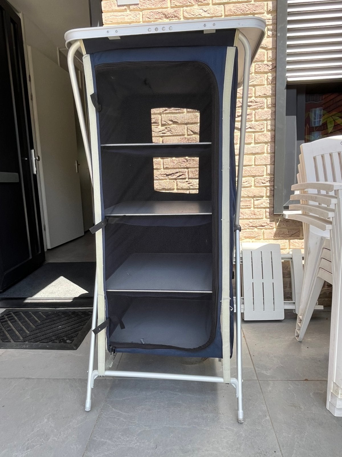 Opvouwbare kast met bovenblad en “planken”, Caravans en Kamperen, Ophalen, Zo goed als nieuw, Campingkast