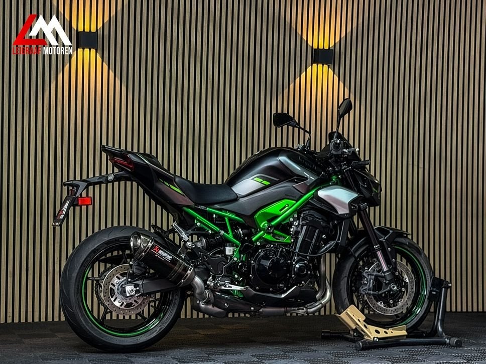 KAWASAKI Z900 PERFORMANCE - 2026 - Akrapovic - Quickshifter, 4 cilinders, 948 cc, Bedrijf, Onbekend