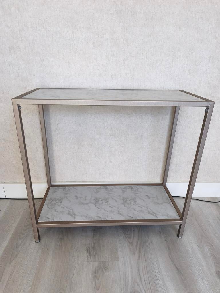 Bijzettafel met glazen bladen en metallic frame, Gebruikt, Glas, 75 cm of meer, Modern, Luxe, Industrieel