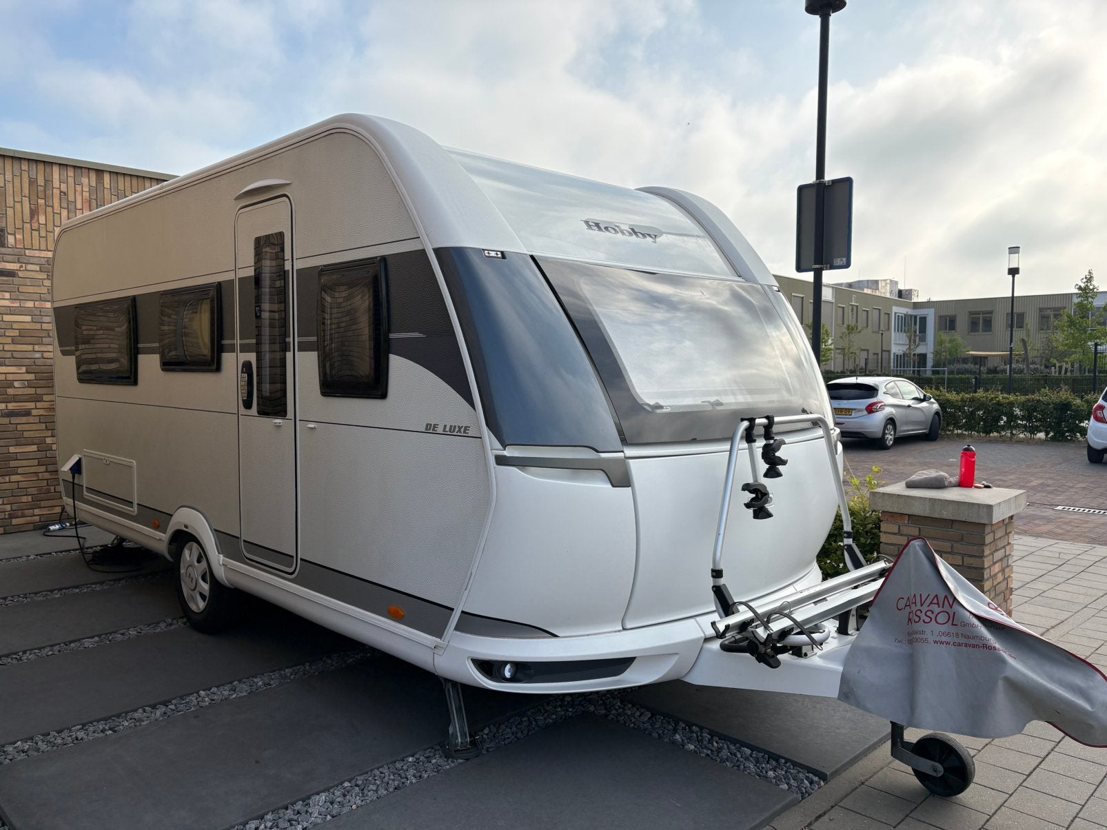 Hobby De Luxe 460 LU Mover, Fietsdrager, Voortent, Schotel, Ringverwarming, Hobby, Particulier, 5 tot 6 meter