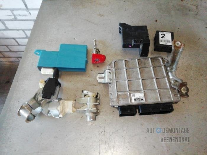 Computer Motormanagement van een Toyota Yaris, Gebruikt, -, -, Ophalen of Verzenden