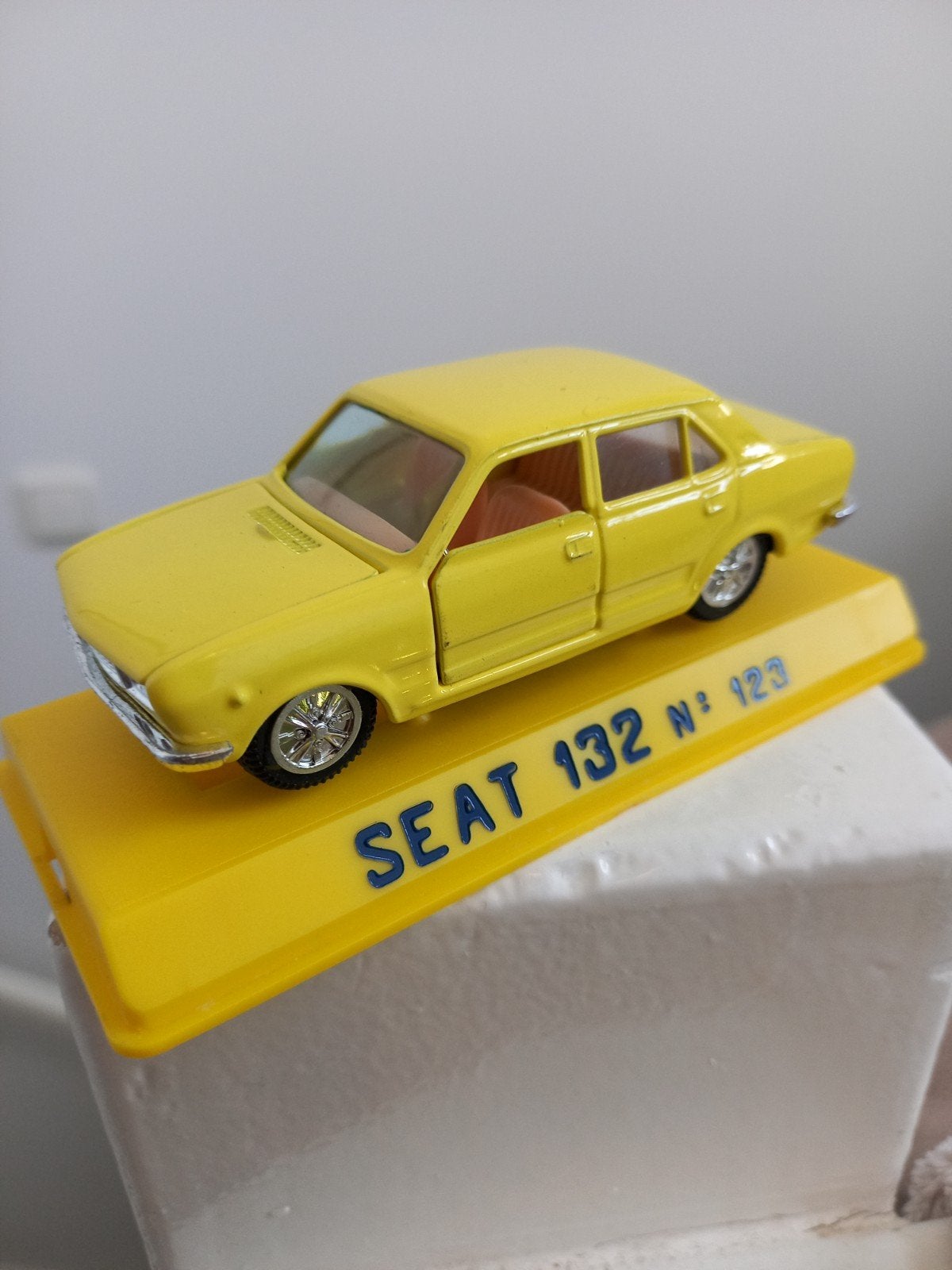Joal Seat 132 N 123 Modelauto met doosje, Ophalen of Verzenden, Zo goed als nieuw, Auto, Overige merken