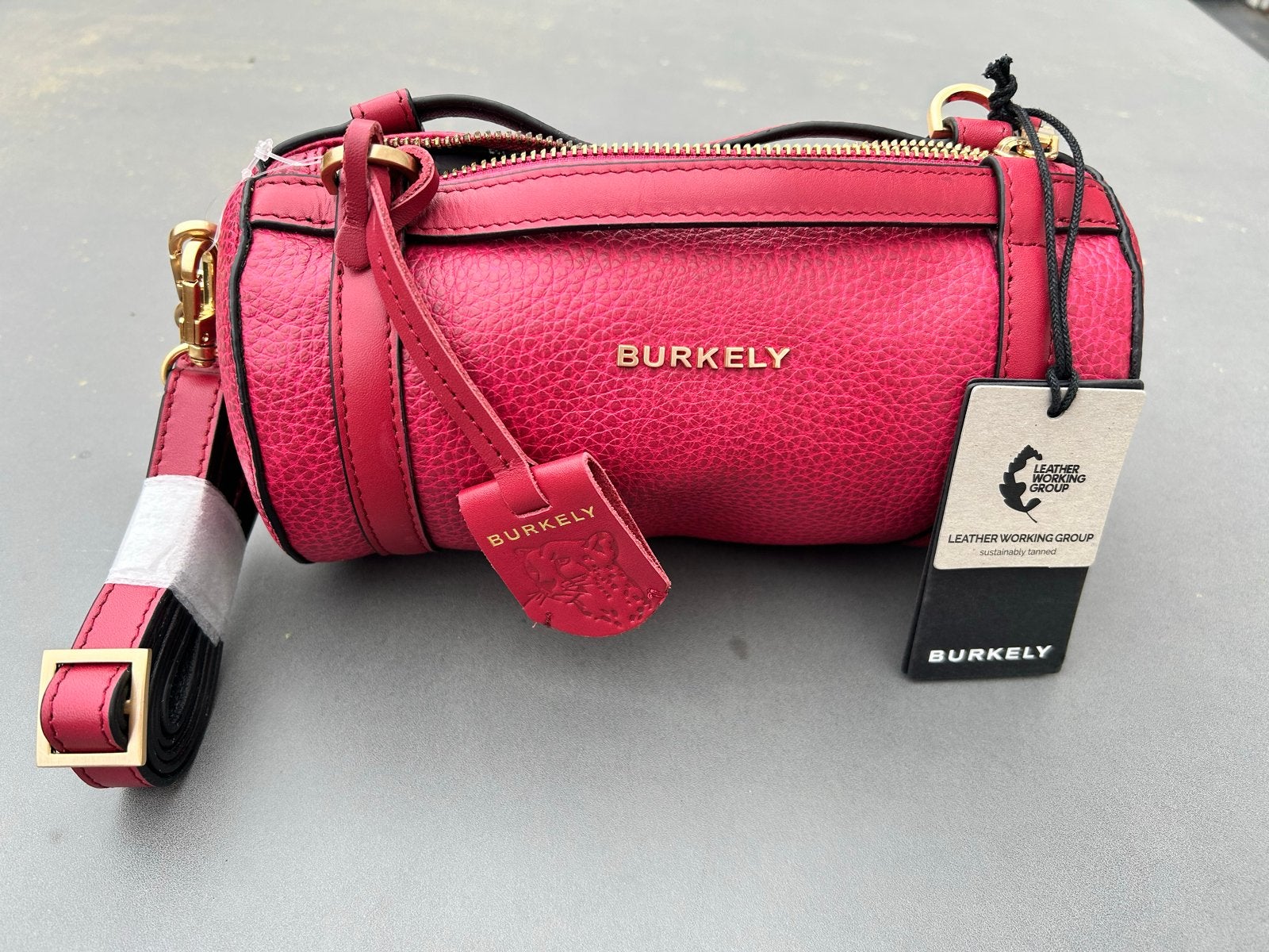 Burkely - Keira Cylinder Bag - Echt Leer - Nieuw, Ophalen of Verzenden, Nieuw, Roze, Schoudertasje
