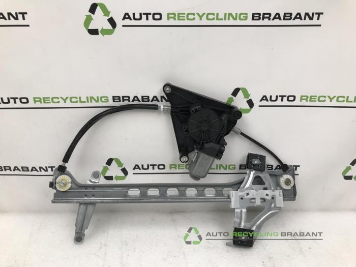 Ruitmechaniek 4Deurs rechts-voor van een Toyota Aygo, Auto-onderdelen, Ruiten en Toebehoren, Gebruikt, -, -, Ophalen of Verzenden