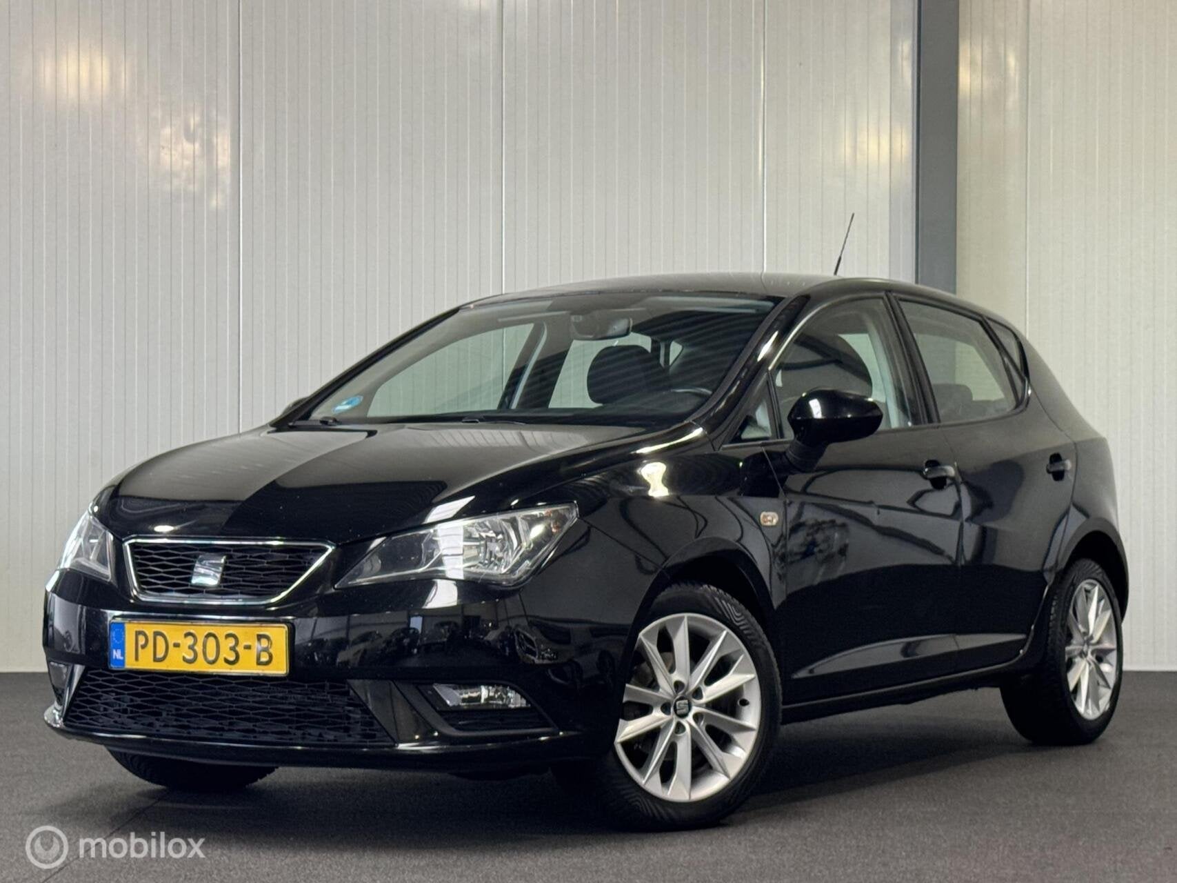 Seat Ibiza 1.0 TSI Style 5-drs [ NAP navigatie cruise LM ], Auto's, 40 €/maand, Euro 6, 995 kg, Origineel Nederlands