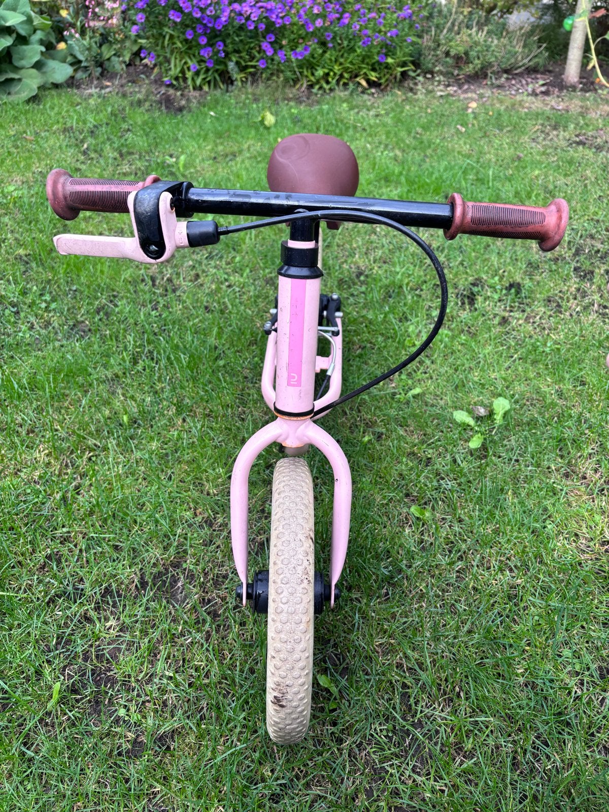 Roze loopfiets voor de eerste fietsavonturen, Ophalen, Gebruikt, Loopfiets